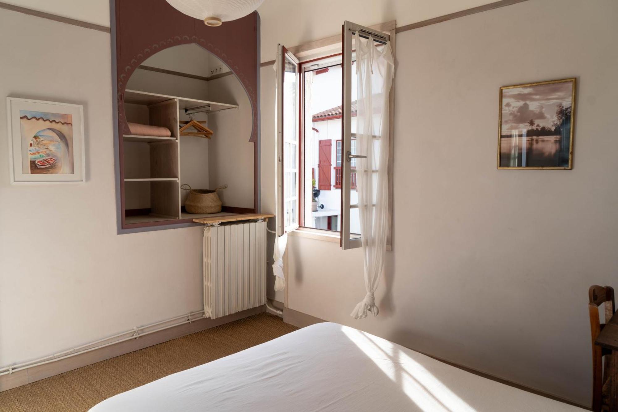 L'Escale Surf Hostel - Auberge De Jeunesse Guéthary Rom bilde