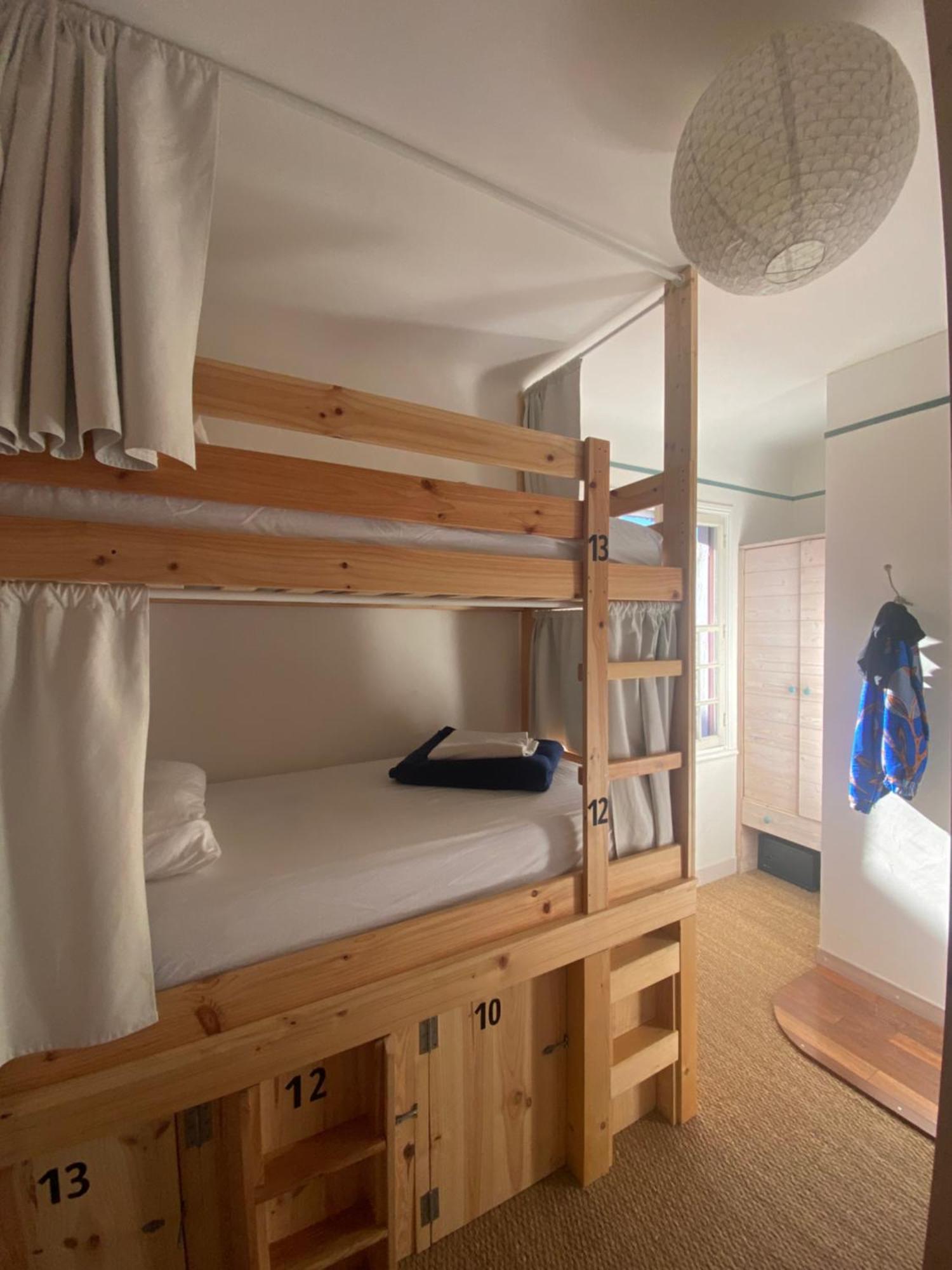 L'Escale Surf Hostel - Auberge De Jeunesse Guéthary Rom bilde
